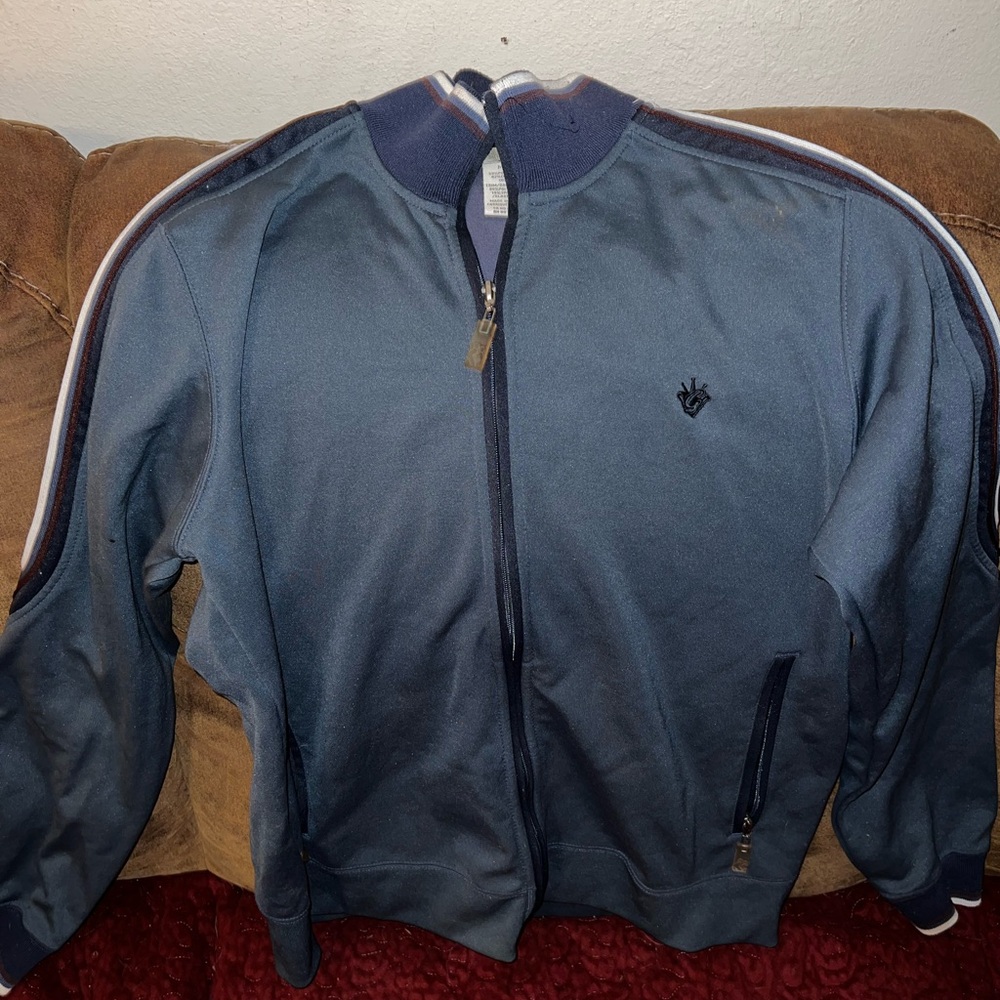 Groggy zip up